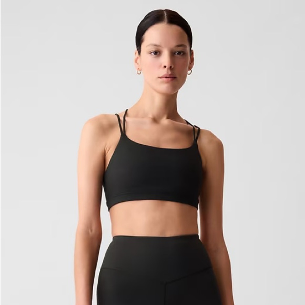 GapFit Power Medium Impact Strappy Sports Bra True Black Gap